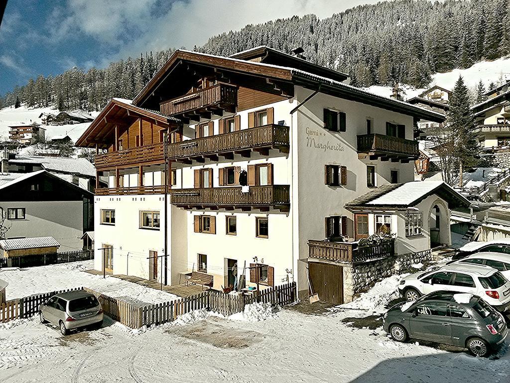 Garni Margherita Corvara In Badia Exterior foto
