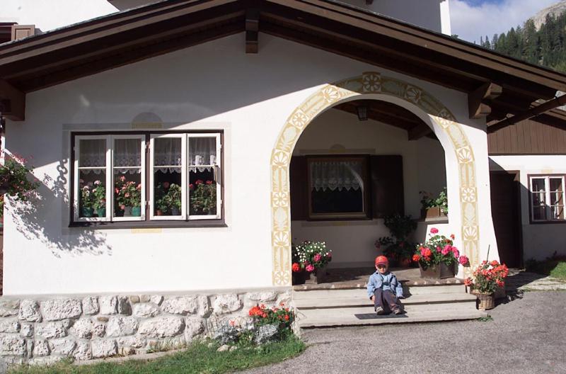 Garni Margherita Corvara In Badia Exterior foto