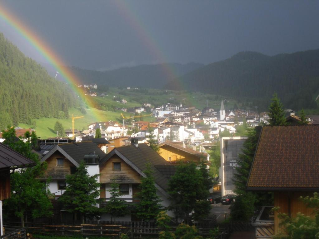 Garni Margherita Corvara In Badia Exterior foto