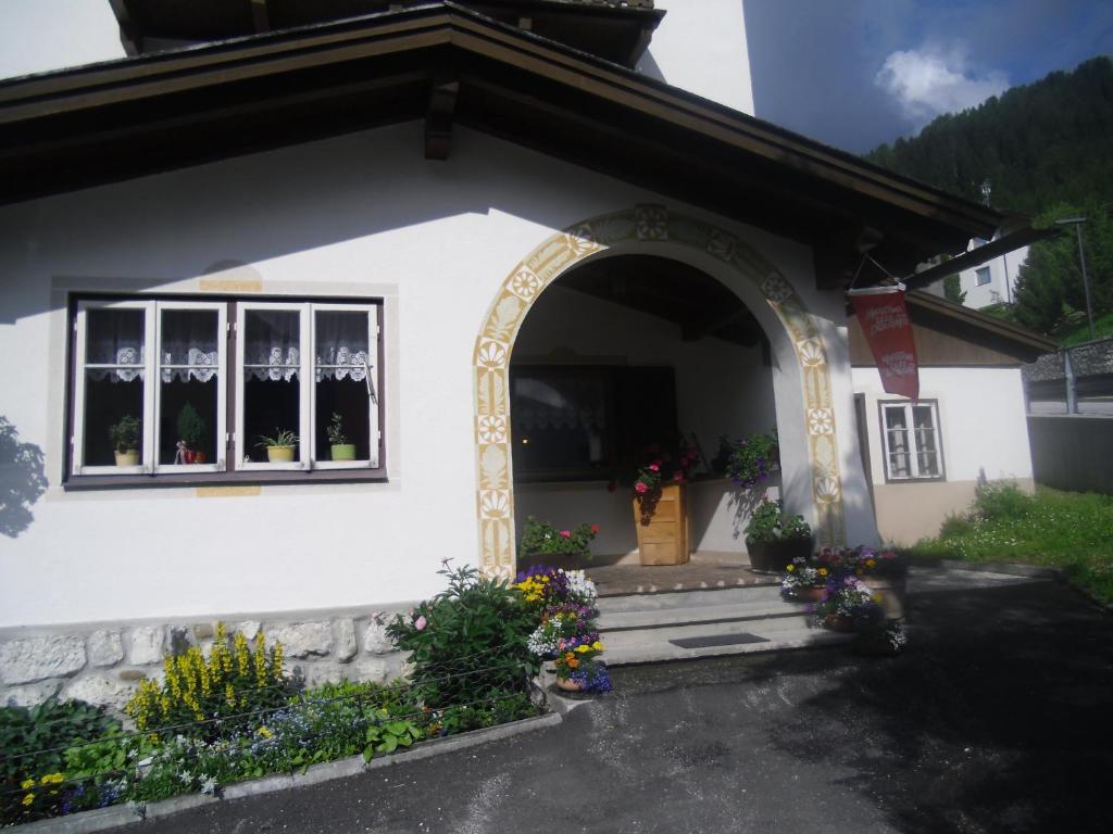 Garni Margherita Corvara In Badia Exterior foto
